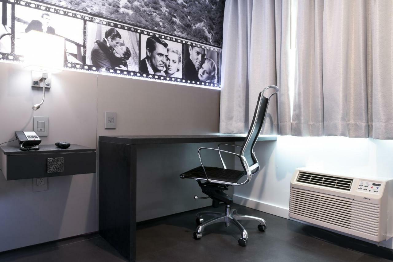 Glen Capri Inn And Suites - Burbank Universal Глендейл Экстерьер фото