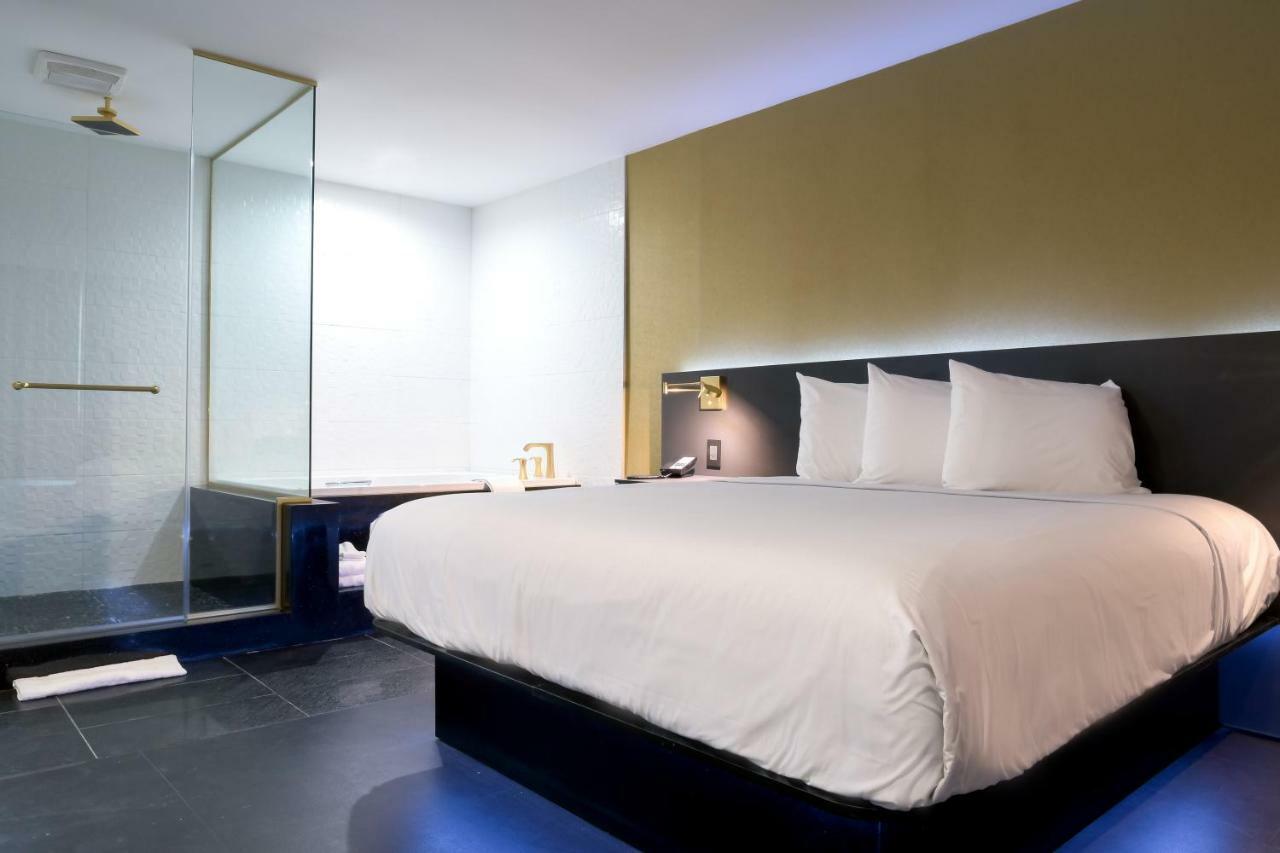 Glen Capri Inn And Suites - Burbank Universal Глендейл Экстерьер фото